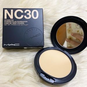 STUDIO FIX POWDER PLUS FOUNDATION NC30